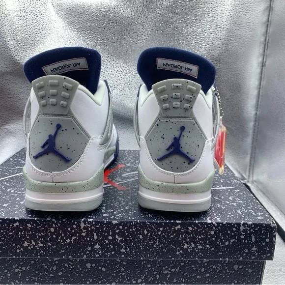 Midnight Navy Jordan Air aj-4 man’s size 10.5