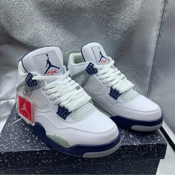 Midnight Navy Jordan Air aj-4 man’s size 10.5