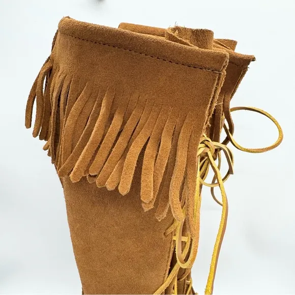 MInnetonka Front Lace Knee High Moccasin Boots In Carmel Suede - 8 Boho Festival