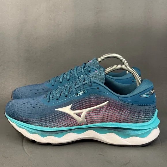 Mizuno Women's Wave Sky 5 Running Shoes, Legion Blue/Silver size 9.5,