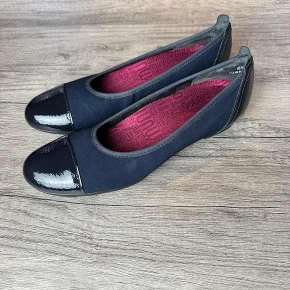 Munro Henlee Cap Toe Slip On Shoes 9349 8.5