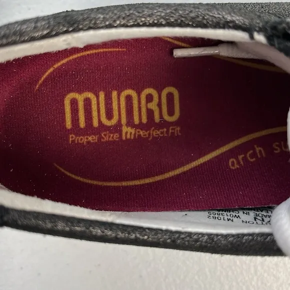 Munro Sutton Comfort Sneakers Metallic Black Leather Side Zip Lace Up Shoes 7N