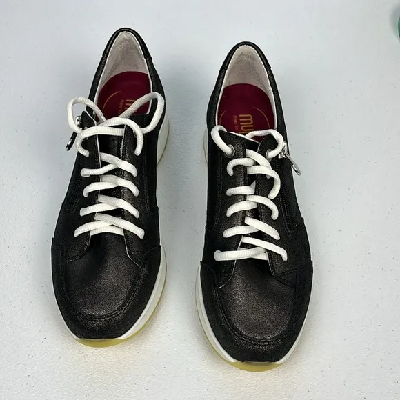 Munro Sutton Comfort Sneakers Metallic Black Leather Side Zip Lace Up Shoes 7N