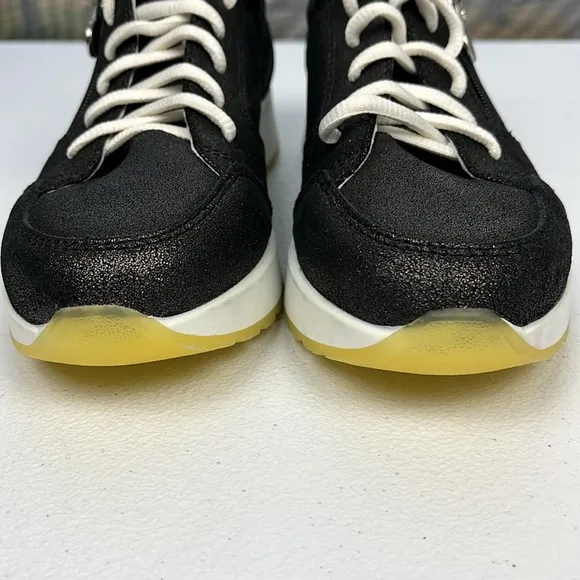 Munro Sutton Comfort Sneakers Metallic Black Leather Side Zip Lace Up Shoes 7N
