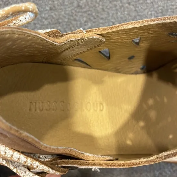 Musse &amp; Cloud Coolise laser cut leather booties