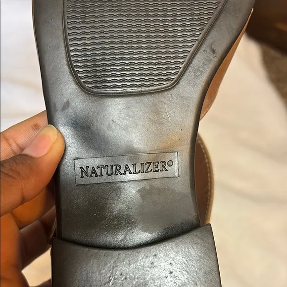 Naturalizer Brown Leather Sandals with Woven Design Vintage