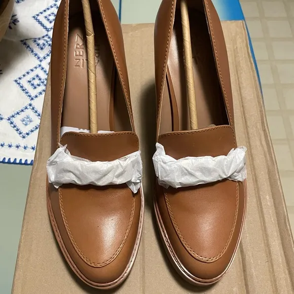Naturalizer Callie Moc 9N English Tea Leather *NEW, IN BOX*