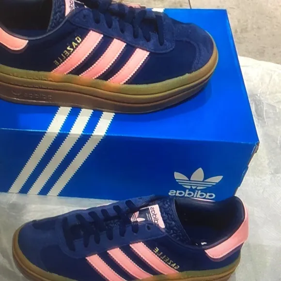 NEW Adidas Gazelle Bold Platform Sneakers