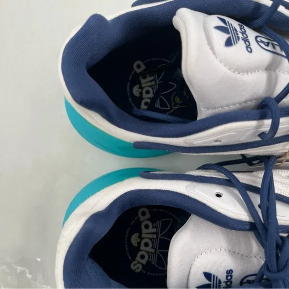 NEW! Adidas Men’s Originals Ozelia White/Blue/Yellow Running Shoes - Size 10
