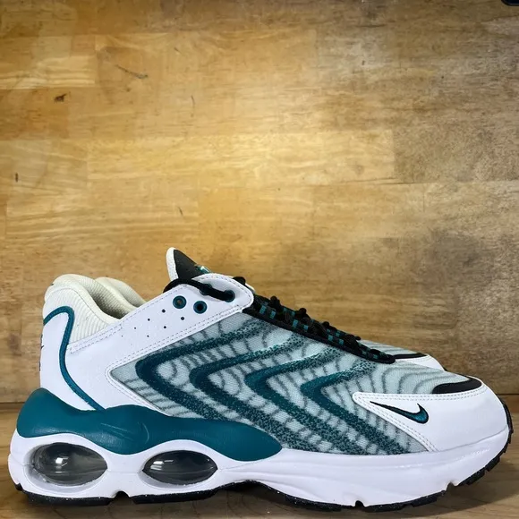 NEW Air Max TW Mens Size 12 Shoes Sneakers White Bright Spruce DQ3984-103