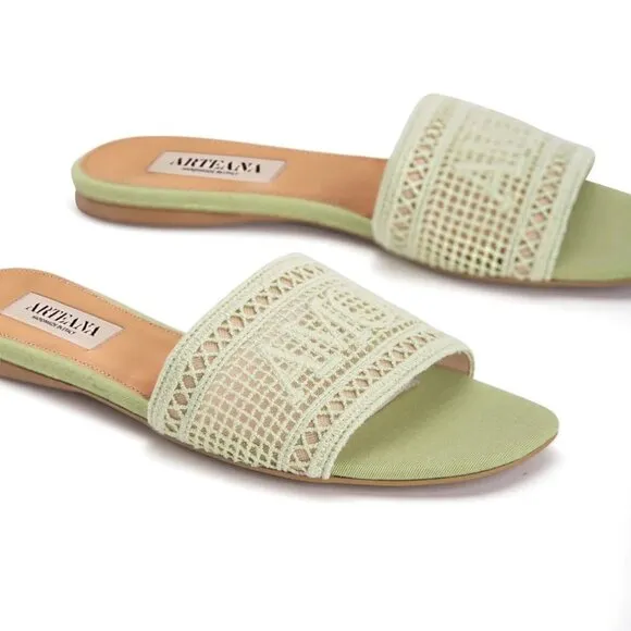 NEW ARTEANA Taupe Made In Italy Roma Slide Sandals Green Tea 668mn