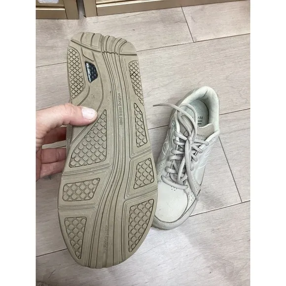 NEW BALANCE 928 Women Athletic Health Walking Shoes Tan Leather sneakers 7