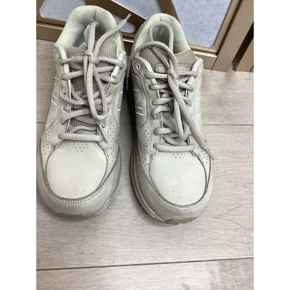 NEW BALANCE 928 Women Athletic Health Walking Shoes Tan Leather sneakers 7