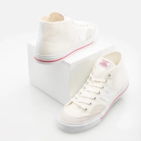 New Balance Men Mid Top Shoes 213