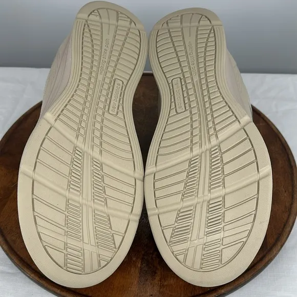New Balance Shoes Mens 14 4E (Wide) 577 Neutral Abzorb Walking Hook Loop