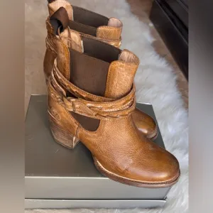 NEW| Bed Stu | Distresses Cobbler Series Leather Ankle Booties