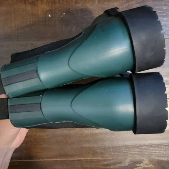 NEW Bernardo Addison Rain Boots Womens 11 Ankle Green Chic City Outdoors