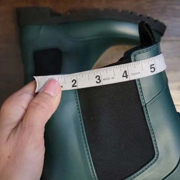 NEW Bernardo Addison Rain Boots Womens 11 Ankle Green Chic City Outdoors