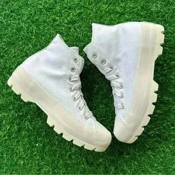 ✨New Converse Chuck Taylor All Star Lugged Hi White