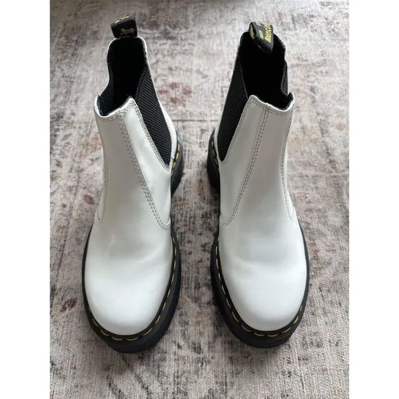 New Dr. Martens 2976 SMOOTH LEATHER PLATFORM CHELSEA BOOTS size US 6