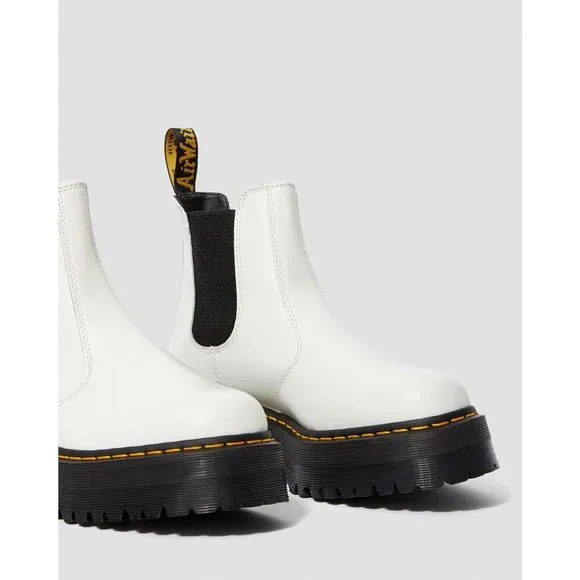 New Dr. Martens 2976 SMOOTH LEATHER PLATFORM CHELSEA BOOTS size US 6
