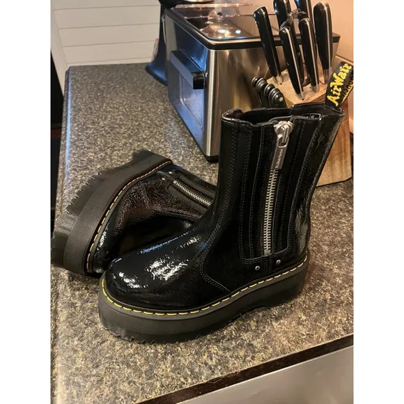 New Dr Martens Chelsea Distressed Platform Boots 6
