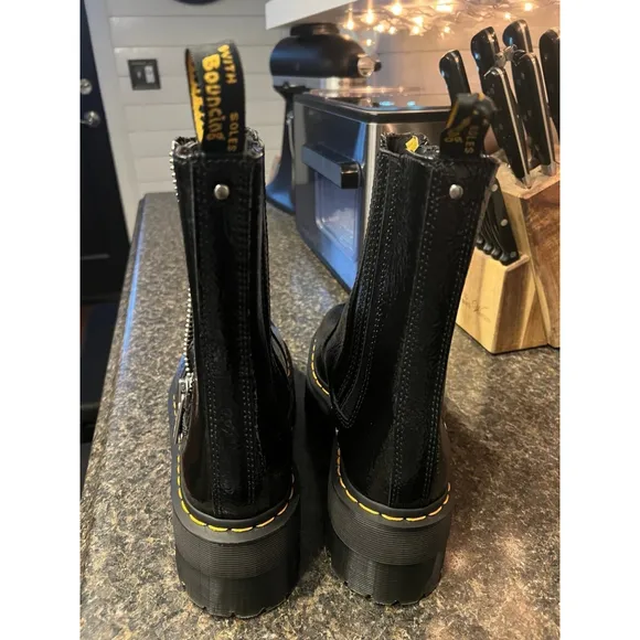 New Dr Martens Chelsea Distressed Platform Boots 6