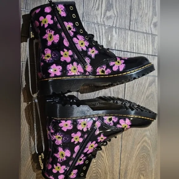 New Dr  Martens Floral Black and Pink Kids Boots