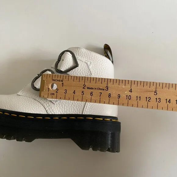 NEW Dr. Martens Women's White Devon Heart Leather Platform Quad Boots Size 6