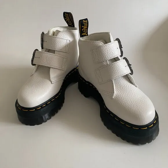 NEW Dr. Martens Women's White Devon Heart Leather Platform Quad Boots Size 6