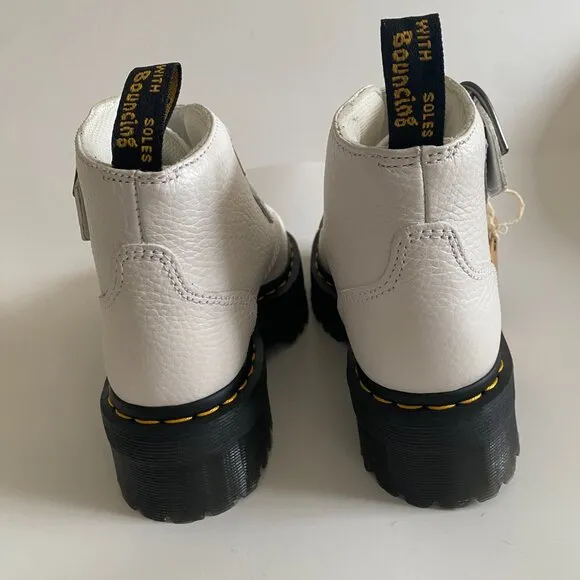 NEW Dr. Martens Women's White Devon Heart Leather Platform Quad Boots Size 6