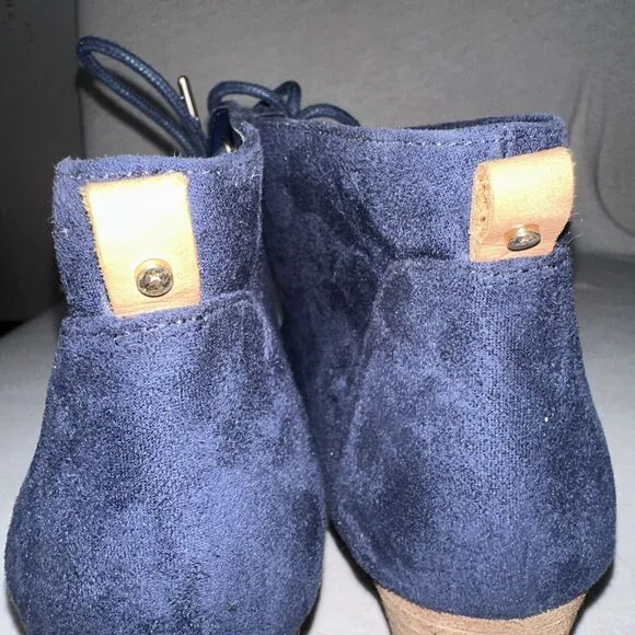 NEW Dr. Scholls Wedge Booties Women’s Size 9 Blue Conquer Faux Suede Lace-Up