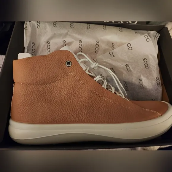 NEW ECCO PEBBLED LEATHER KINHIN HIGH-TOP TAN 10