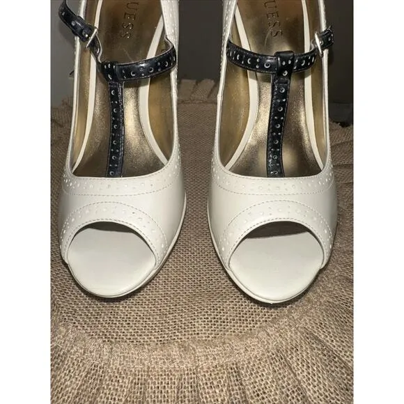 NEW Guess Platform Platform Stiletto Heel Peep Toe Cream Black T Strap Sz 9 NEW