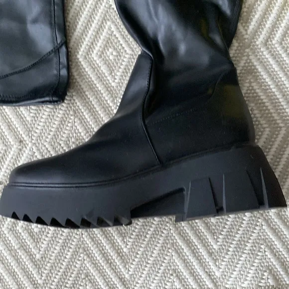 New Jaime women's gothic stunning wide width knee-high boots, Size 10W
