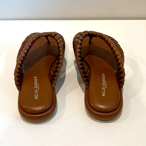 New KELSI DAGGERTidal Sandals in Cognac