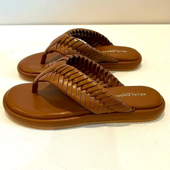 New KELSI DAGGERTidal Sandals in Cognac