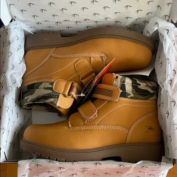 New Kids Boy’s waterproof boots (HA)