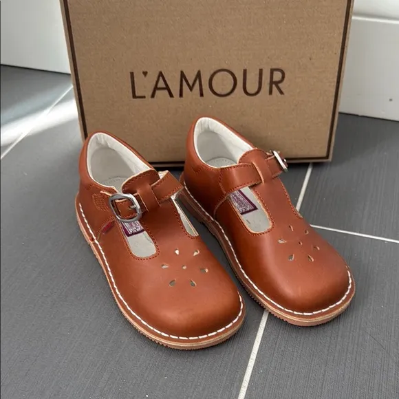 New L'Amour Joy Brown Cognac Leather Shoes, size 12, NWT