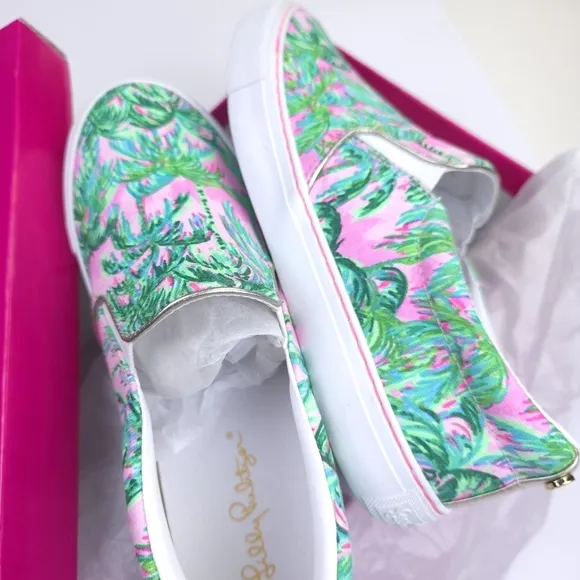 New Lilly Pulitzer Women's Palm Print Slip-On Shoes - Green and Pink Sz …