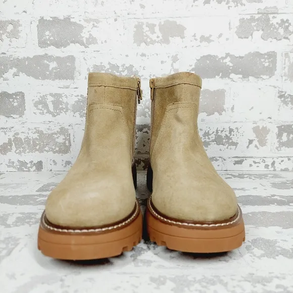 NEW Lucky Brand Chameli Platform Tan Suede Leather Ankle Bootie T453