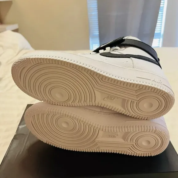🔥New Mens  AF 1   High '07 Retro OGZ  original box was damaged Authentic size 8