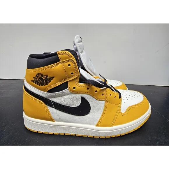 New Men's Size 10 [DZ5485-701] Jordan 1 Retro Hi OG Yellow Ochre Shoes SNEAKERS