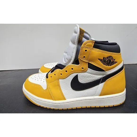 New Men's Size 10 [DZ5485-701] Jordan 1 Retro Hi OG Yellow Ochre Shoes SNEAKERS