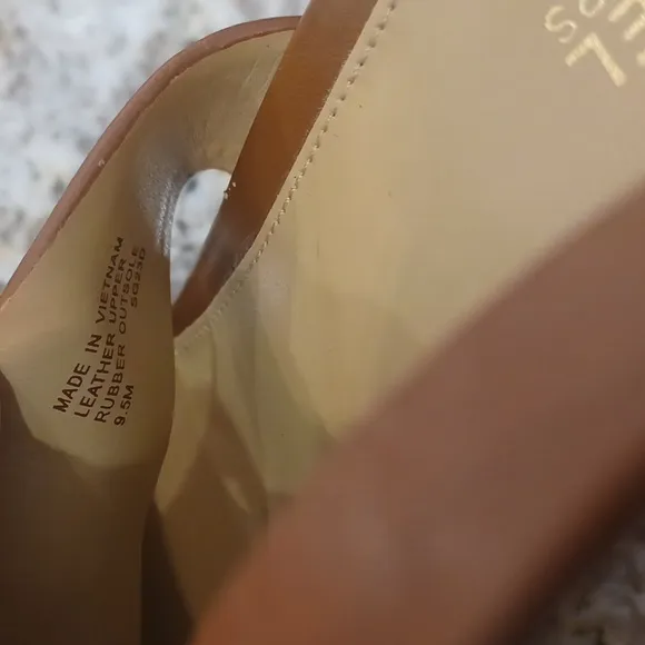 NEW Michael Kors Noelle Leather Platform Sandals SZ 9.5