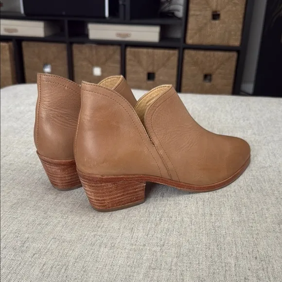 New! Nisolo Women's Tan Leather Ankle Boots