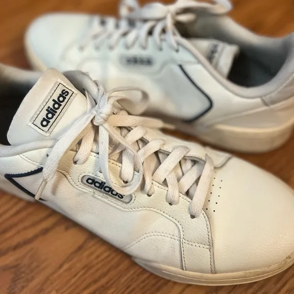 New out of box men’s size 10, Adidas shoes, classic style white