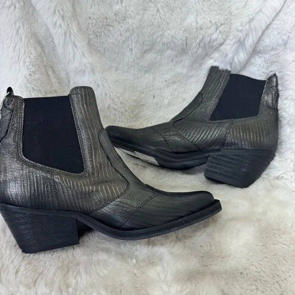 NEW Replay Silver Maidan Leather Embossed Chelsea Ankle Pointed Boots 5.5