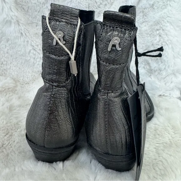 NEW Replay Silver Maidan Leather Embossed Chelsea Ankle Pointed Boots 5.5