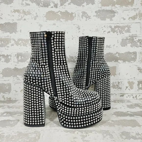 NEW Steve Madden Black Cobra Rhinestones Ankle Platform Boots F1005